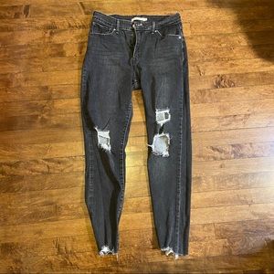 Levi’s ripped skinning jeans